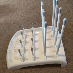 White and Gray Bottle Drying Rack